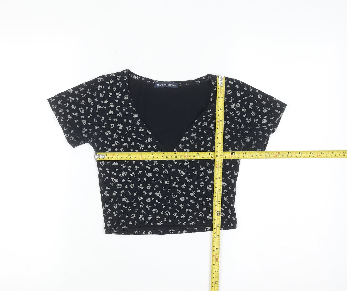 Brandy Melville Women’s Black Floral Cropped V-Neck Top One Size