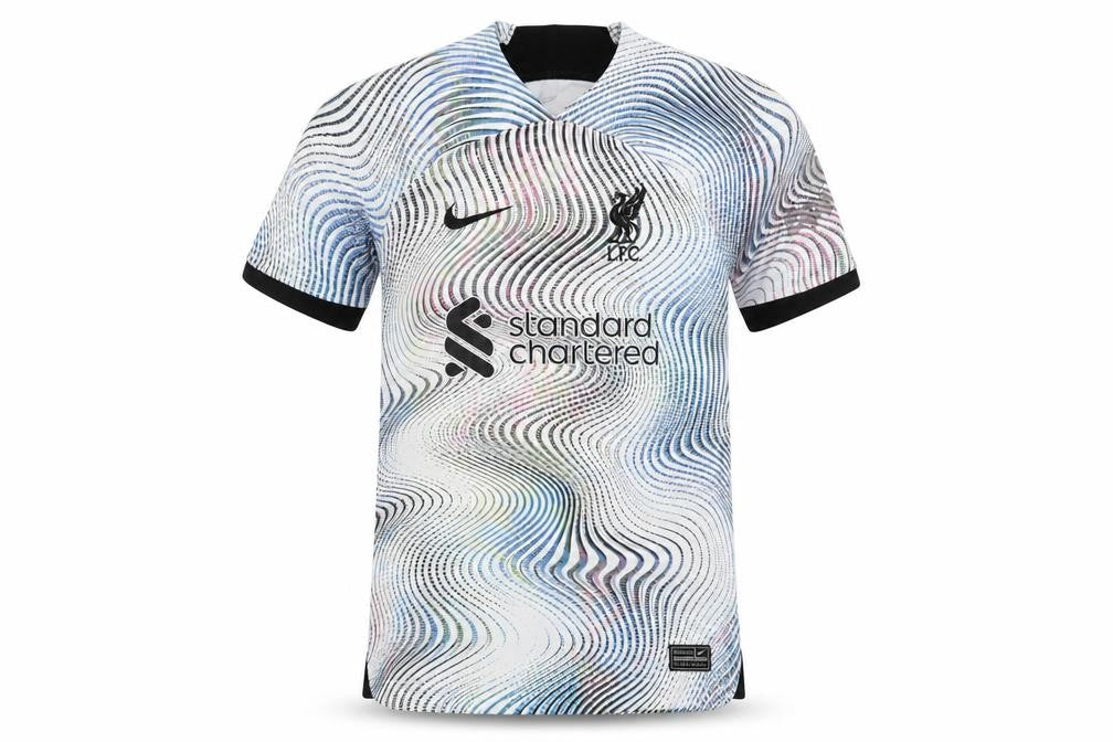 Nike Boys Liverpool FC Multicoloured Football T-Shirt Size 11-12 Years