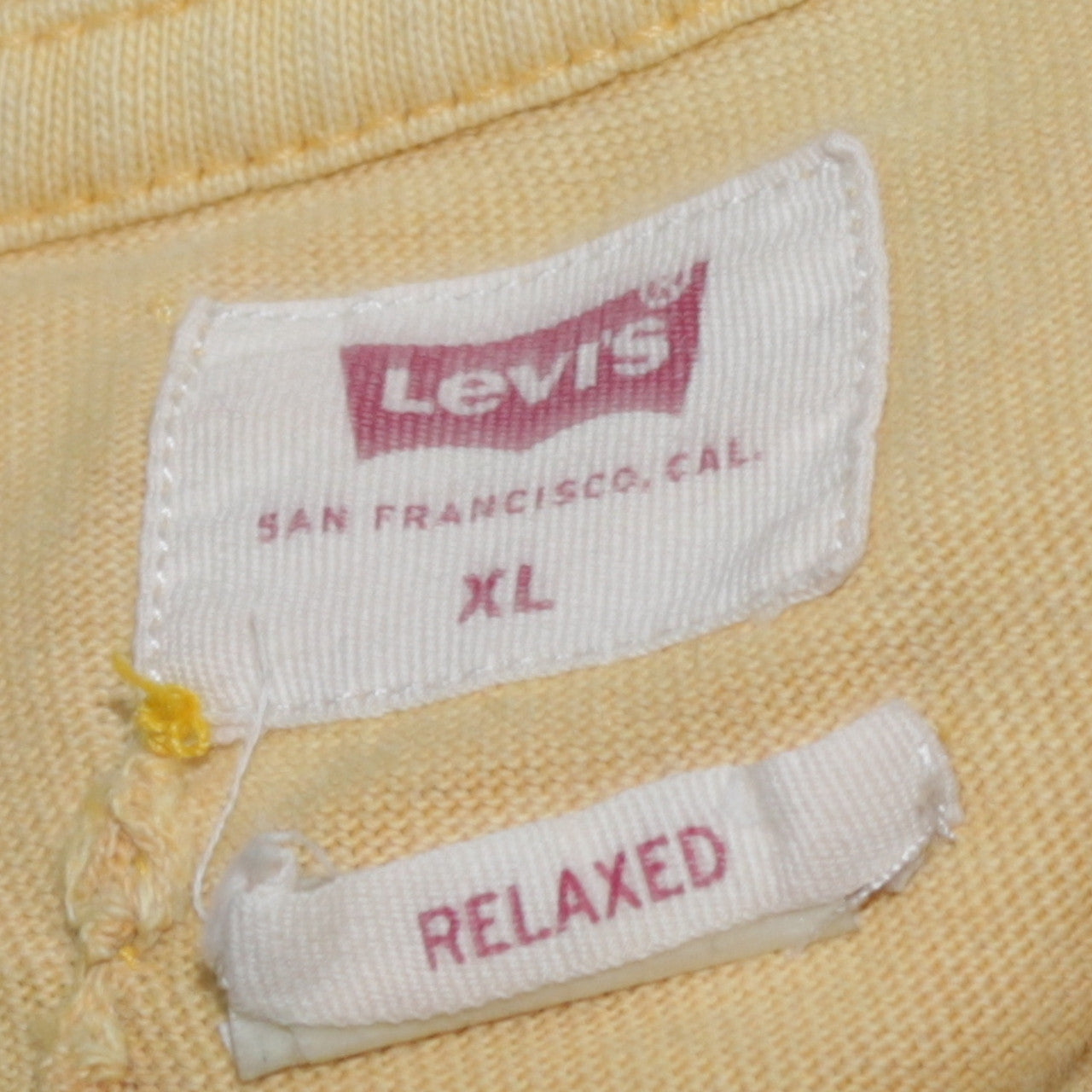 Levi's Men's Yellow Relaxed Fit Cotton Crew Neck T-Shirt XL
