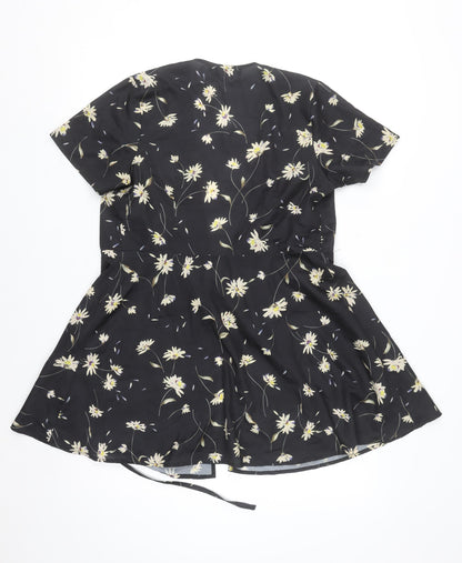 Boohoo Women’s Black Floral Wrap Tie Blouse Top Size 6 Short Sleeve