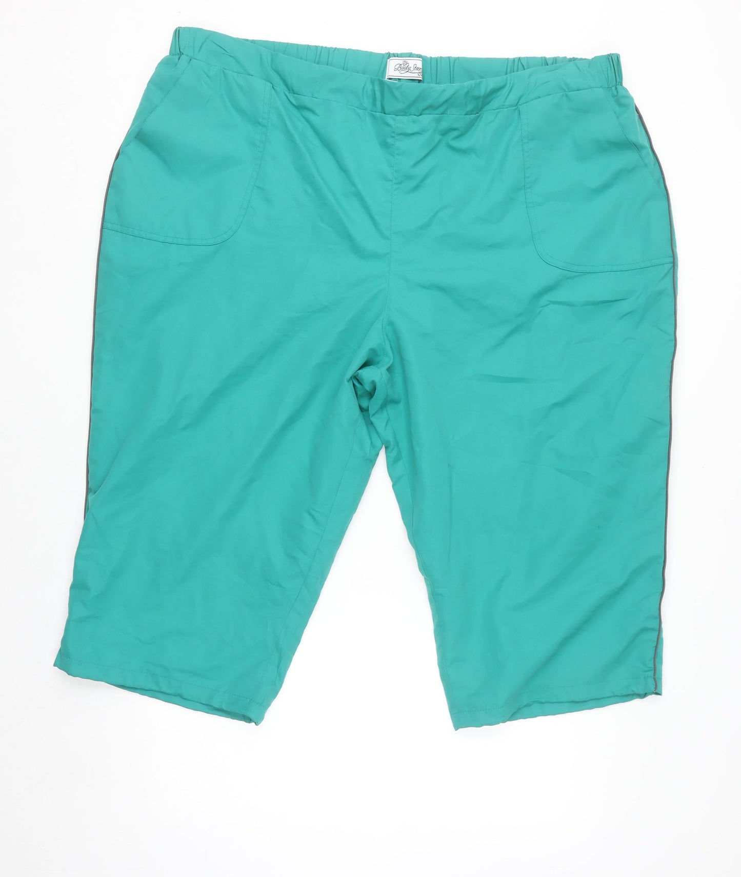 Body Star Women's Green Bermuda Active Shorts Size 26 Polyester