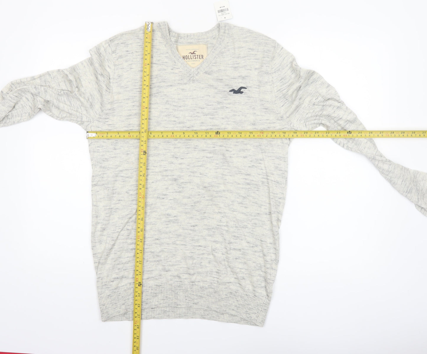 Hollister Men's Grey V-Neck Pullover Jumper Medium
