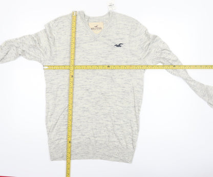 Hollister Men's Grey V-Neck Pullover Jumper Medium