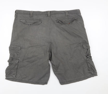 Lee Dungarees Men's Grey Cargo Shorts Size 42 Cotton Casual