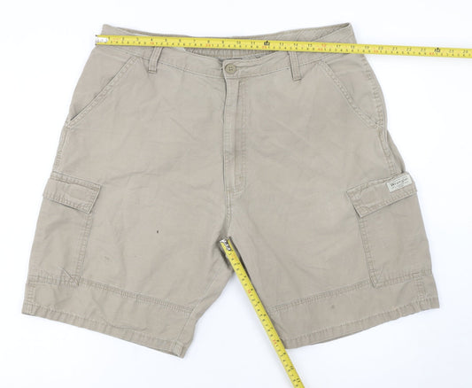 Wrangler Men's Beige Cargo Shorts Size 38 Regular Fit Cotton