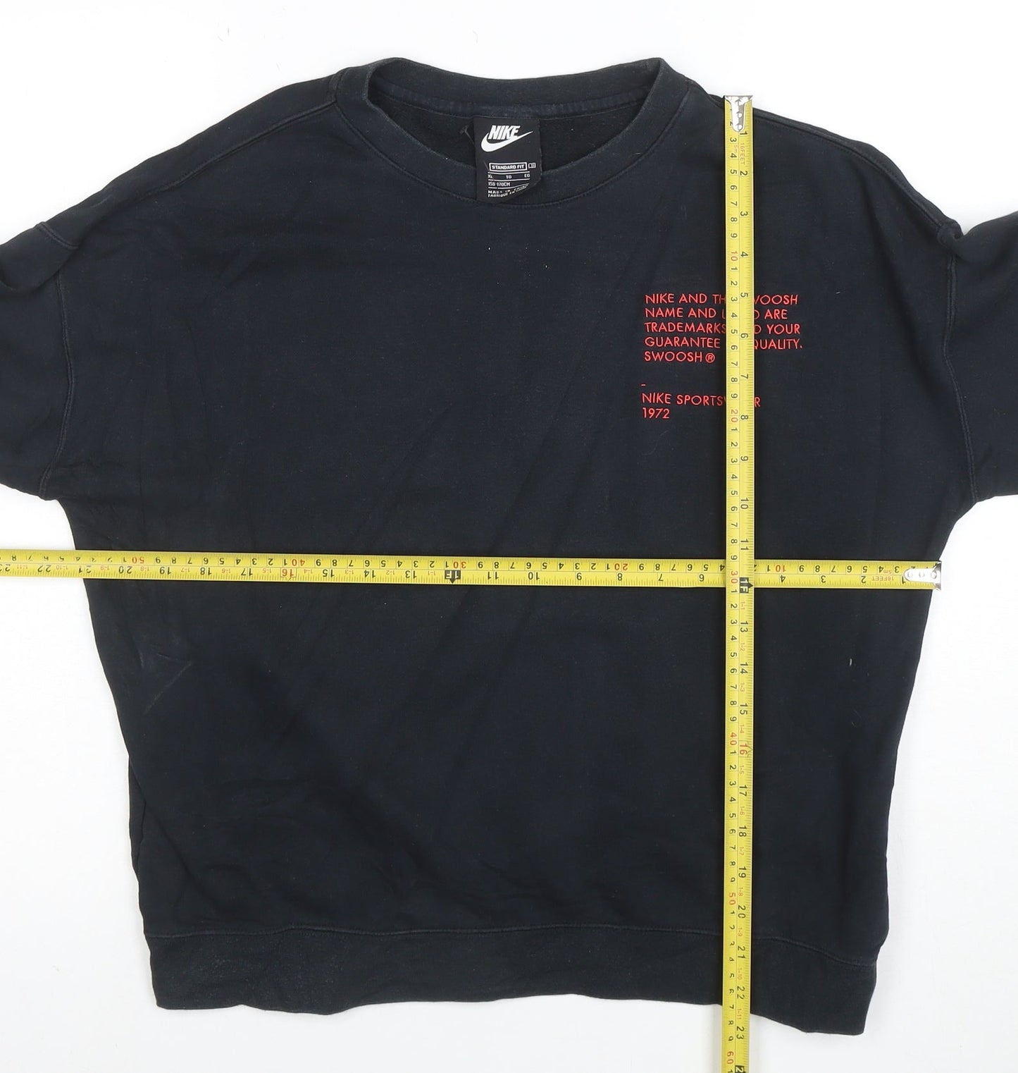 Nike Boys Black XL Sweatshirt Crew Neck Graphic Print Standard Fit