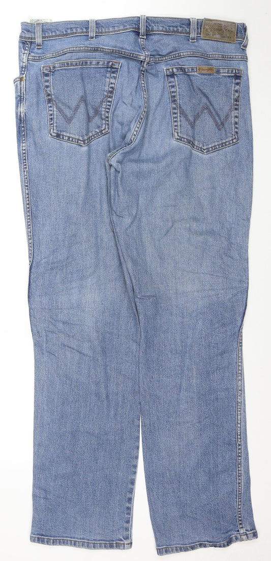 Wrangler Men's Blue Regular Fit Straight Jeans W38 L34