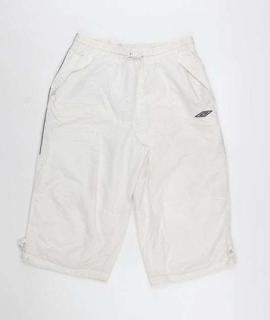 Umbro Men's White Athletic Football Shorts Size M Drawstring