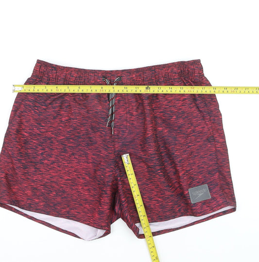 Speedo Men's Red Quick Dry Swim Shorts Size M Elastic Waist