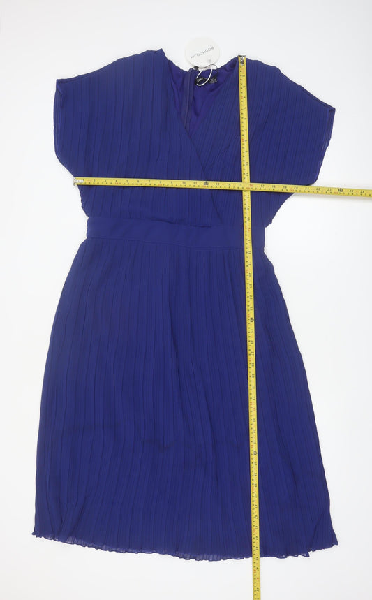Boohoo Women Blue Size 16 Knee Length Pleated Wrap Dress
