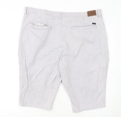 Lee Women’s Grey High Rise Chino Shorts M Regular Fit Heritage