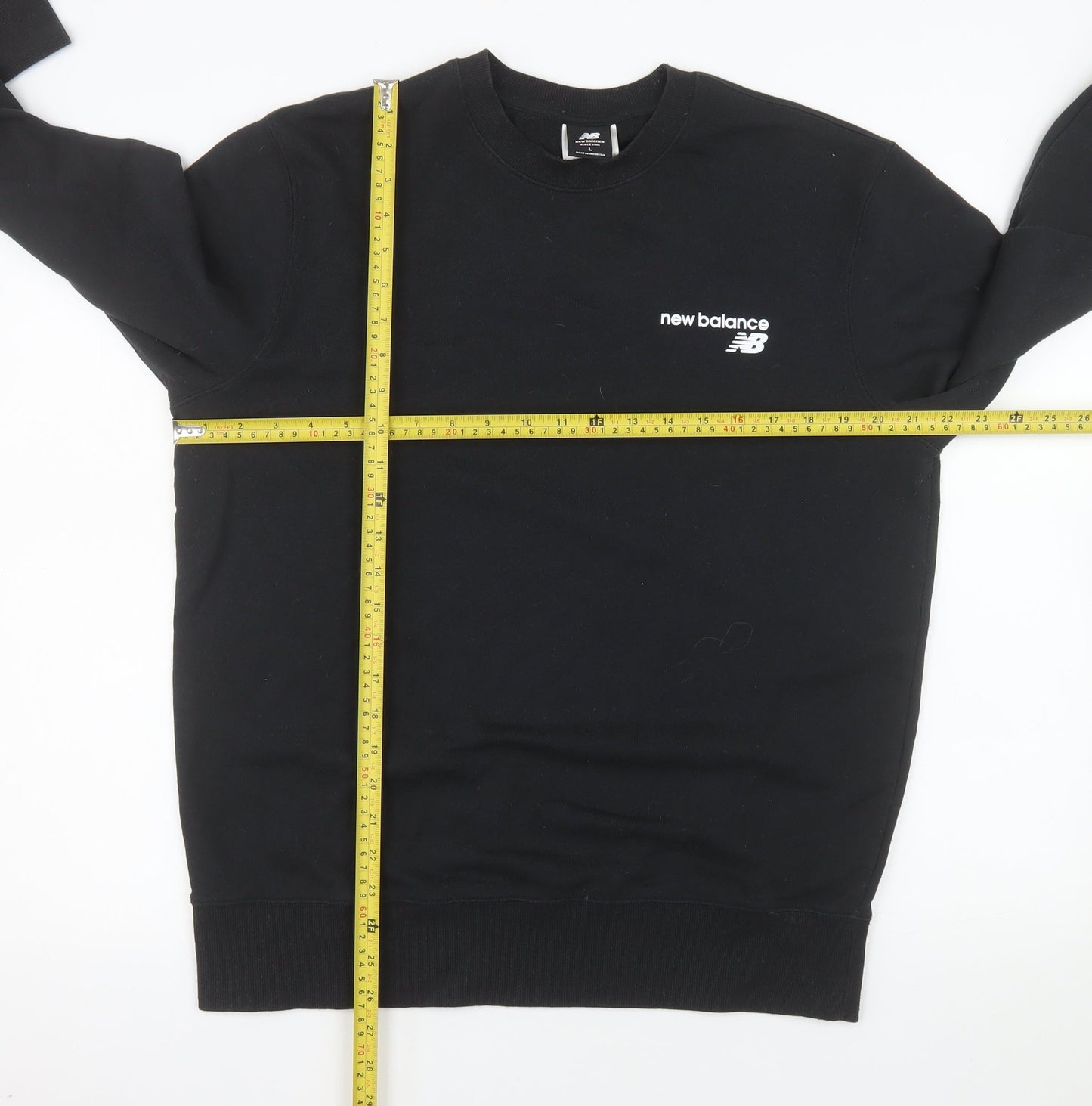 New Balance Men's Black Pullover Sweatshirt L Crew Neck Logo