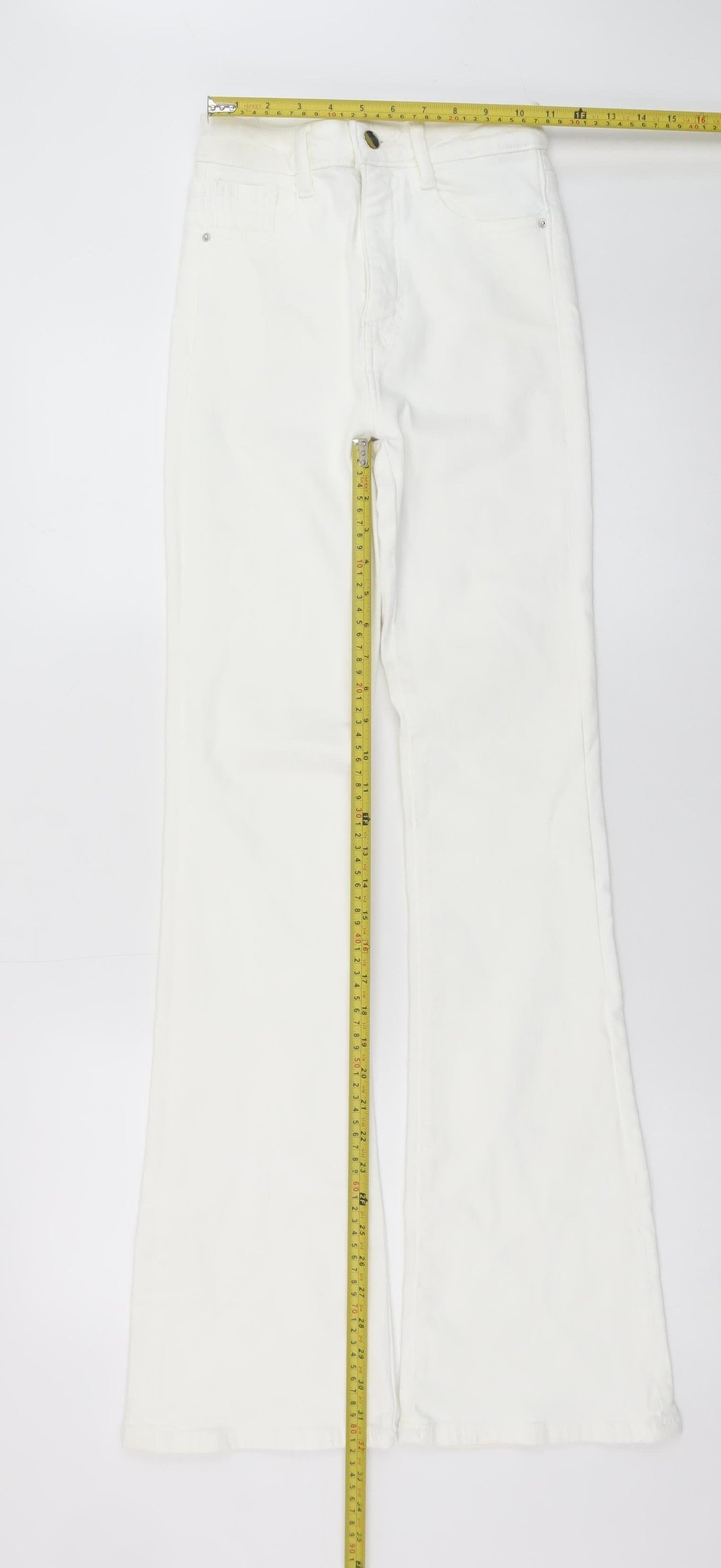ZARA Women's White Flared High-Rise Jeans Size 6