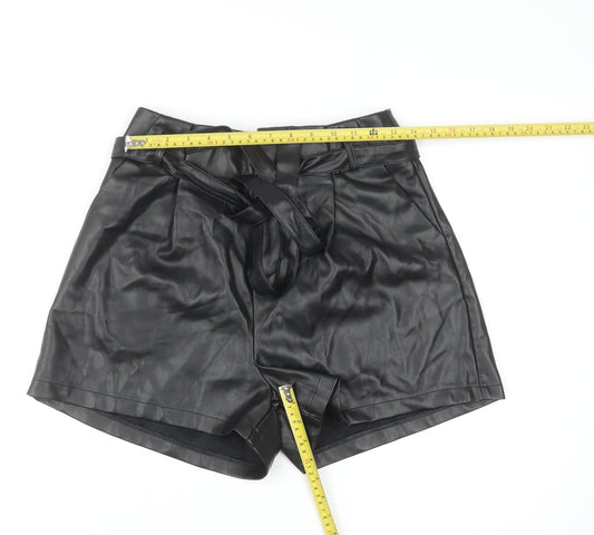 Aaron & Amber Womens Black Faux Leather Paperbag Shorts M