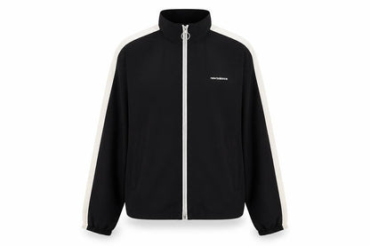 New Balance Womens Black L Windbreaker Jacket with Zip Pockets