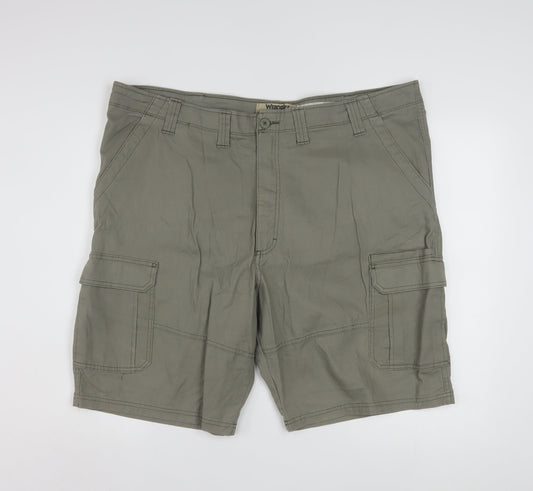 Wrangler Mens Green Cargo Shorts Size 44 Regular Fit