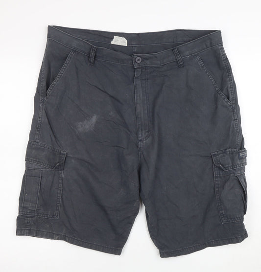 Wrangler Men's Black Cargo Shorts Size 38 Cotton Workwear Style