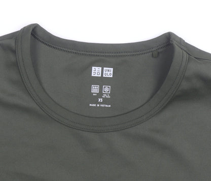 Uniqlo Men's Green Quick Dry Crew Neck Short Sleeve T-Shirt XS