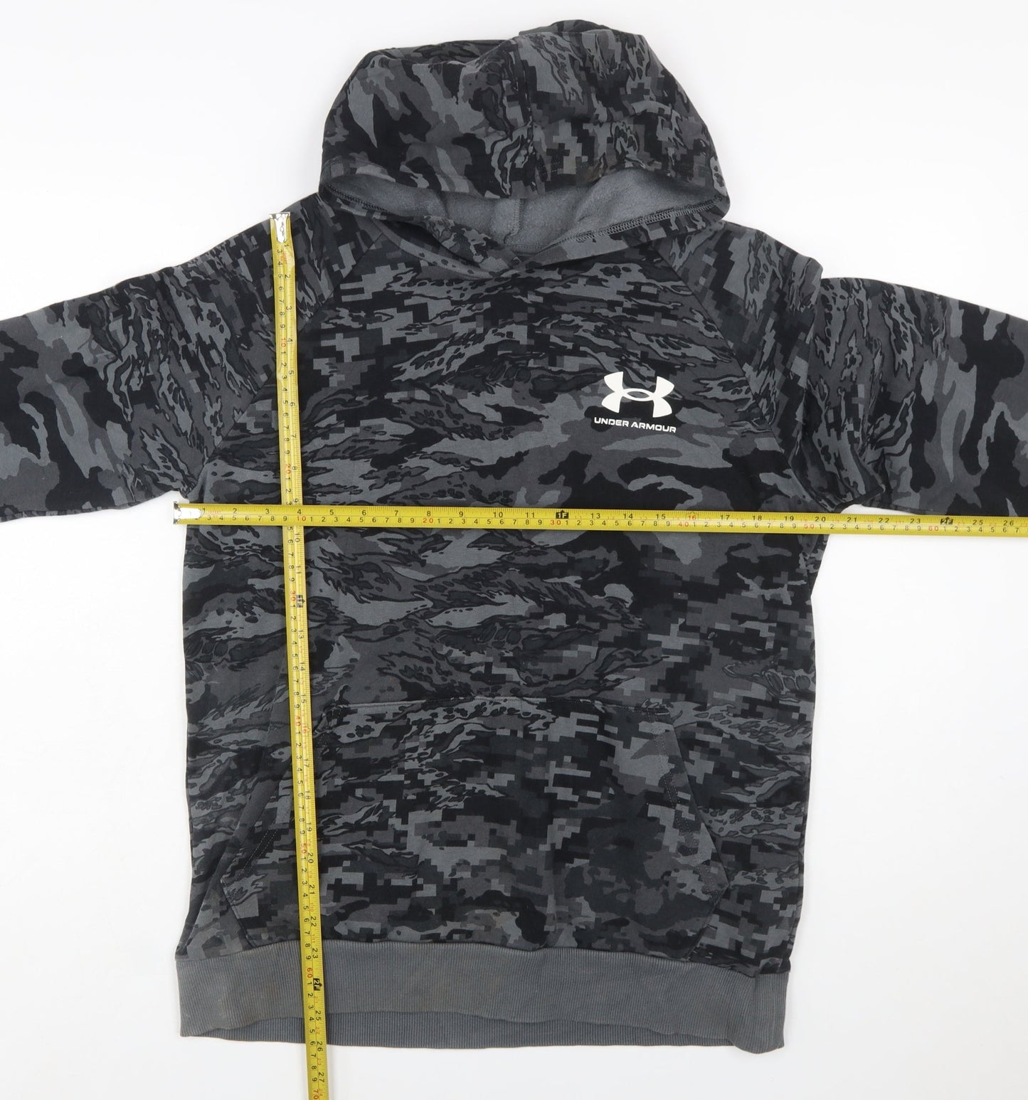 Under Armour Boys Grey Camouflage Pullover Hoodie Size XL 158-170cm