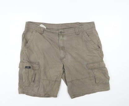 Wrangler Men's Beige Cargo Shorts Size XL 40in Cotton Casual