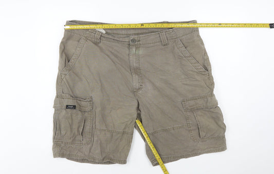 Wrangler Men's Beige Cargo Shorts Size XL 40in Cotton Casual