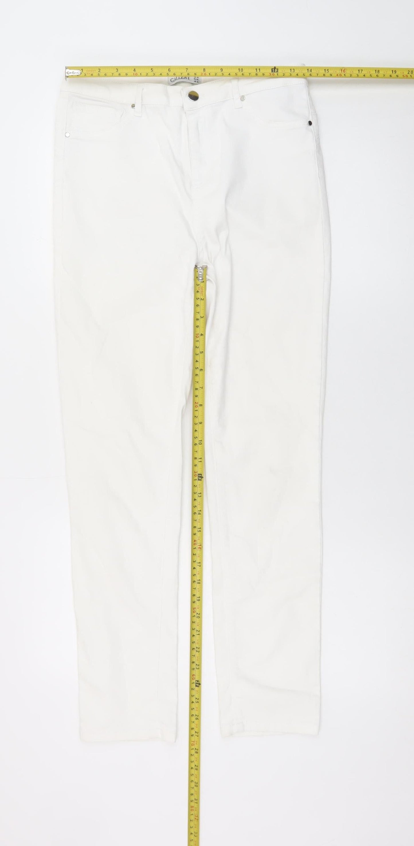 Gallery Women White Size 14 Straight Stretch Jeans