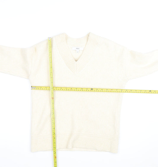 Marks and Spencer Women’s Ivory V-Neck Knit Jumper Size S