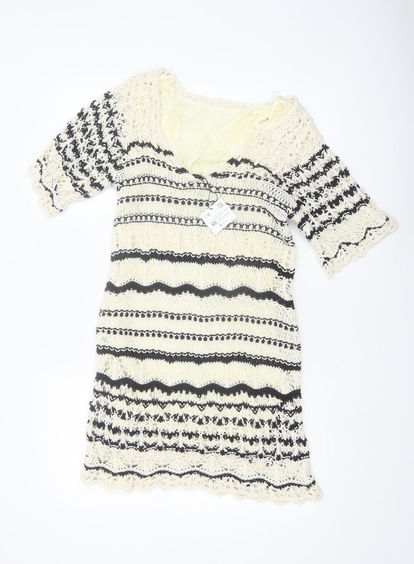 Zara Women’s Black & White Crochet Knit Short Dress XS