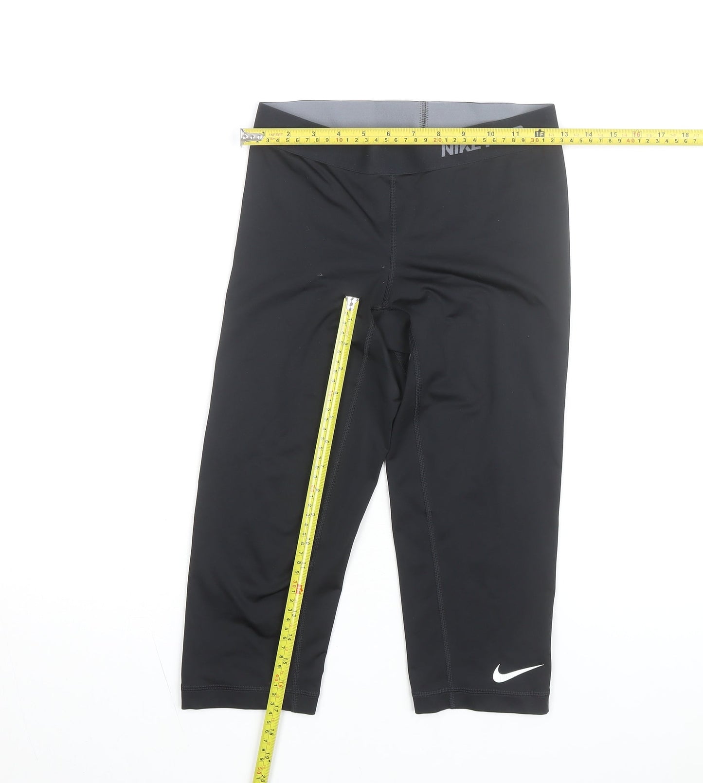 Nike Pro Women’s Black Capri Compression Leggings Size S Dri-Fit