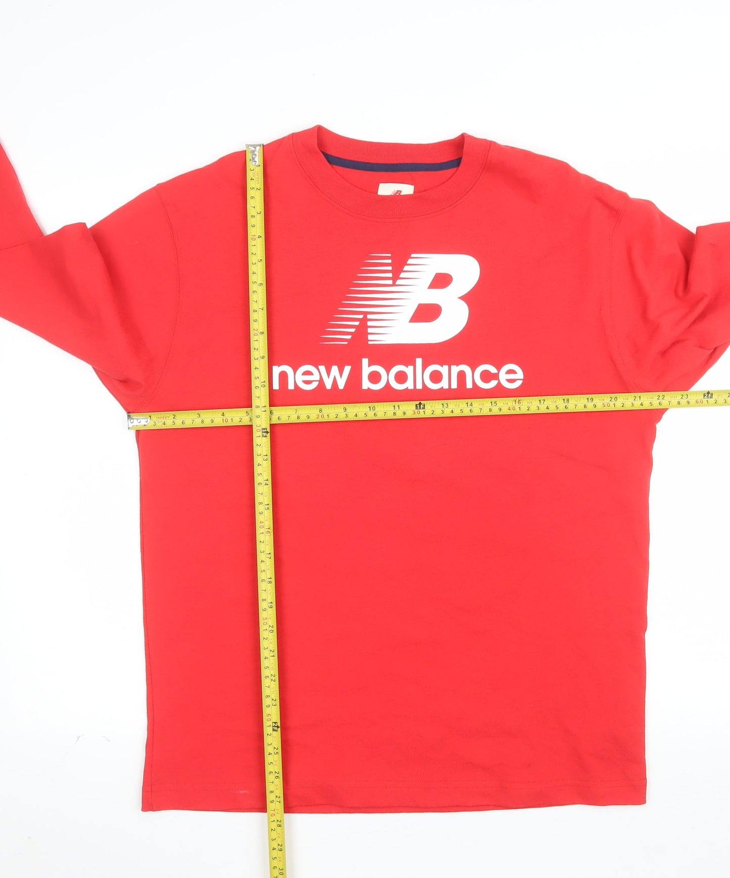 New Balance Men's Red Long Sleeve Crew Neck Graphic Top Size M