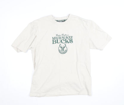NBA Milwaukee Bucks Men's Beige XS Graphic Print T-Shirt