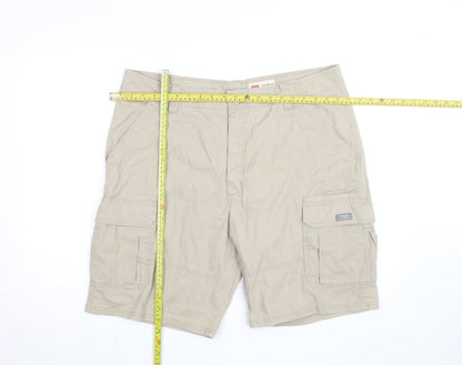 Wrangler Men Beige Cargo Shorts Size 38 Relaxed Fit Cotton