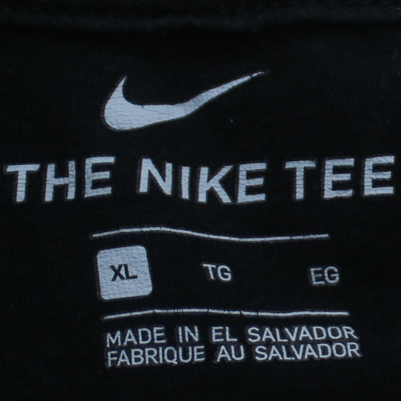 Nike Unisex Black XL Retro Beach Graphic T-Shirt