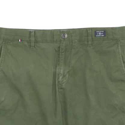Tommy Hilfiger Boys Green Chino Shorts Size 31 Regular Fit Summer Casual