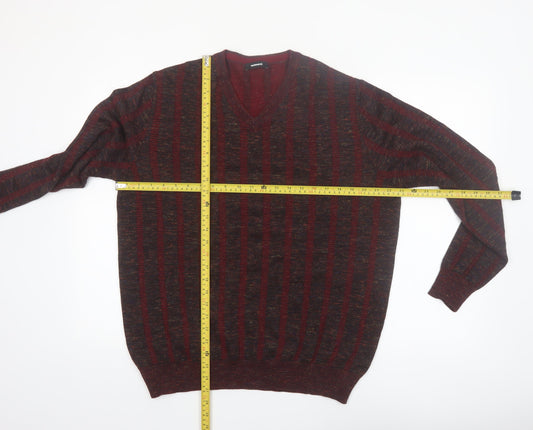 Walbusch Men's Red Striped Wool V-Neck Jumper Size L