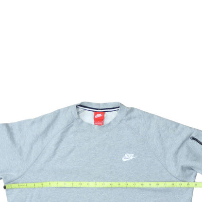 Nike Men's Grey Crew Neck Pullover Sweatshirt Size M