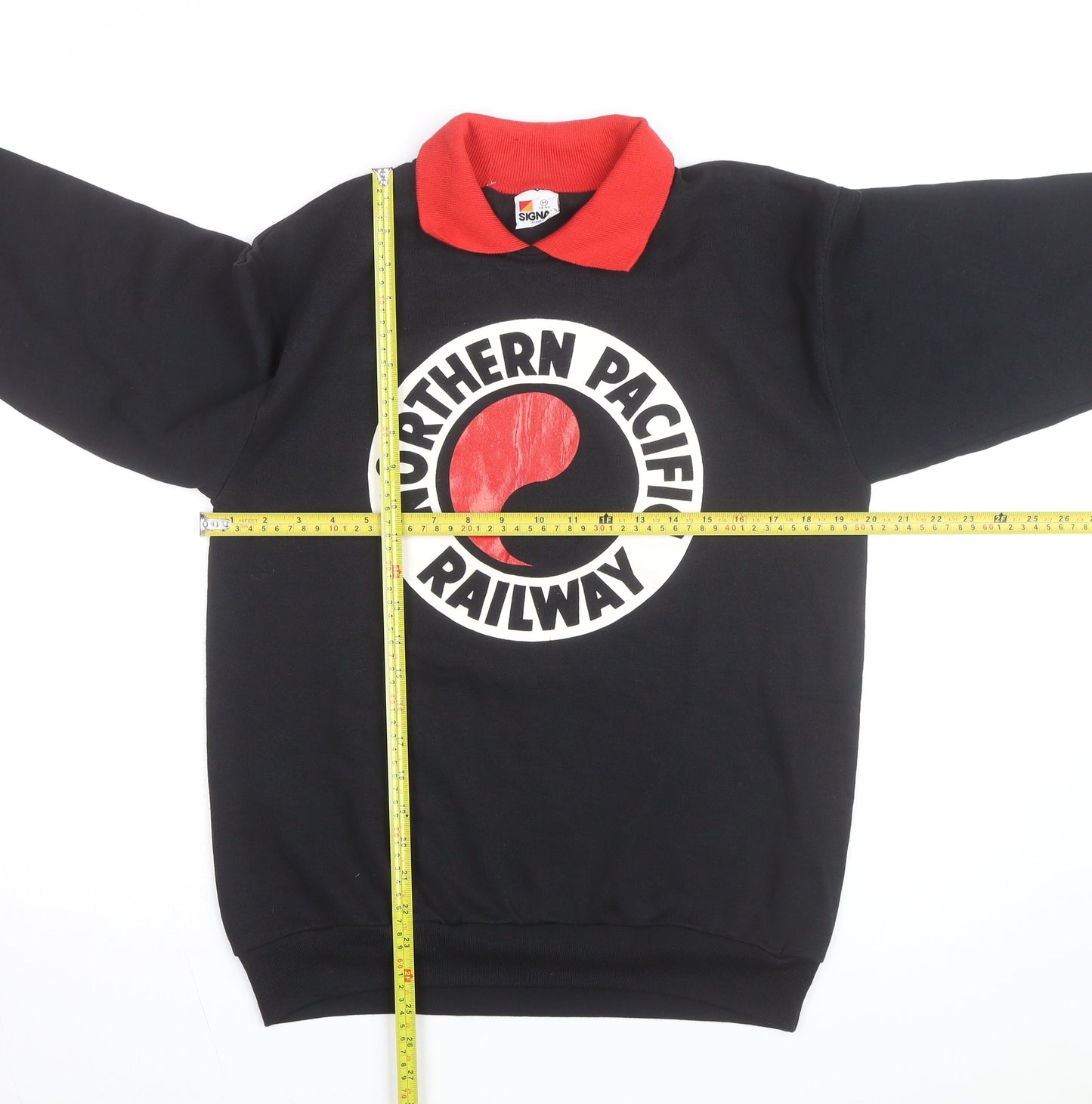 Signal Men's Black Collared Retro Graphic Sweatshirt Size M