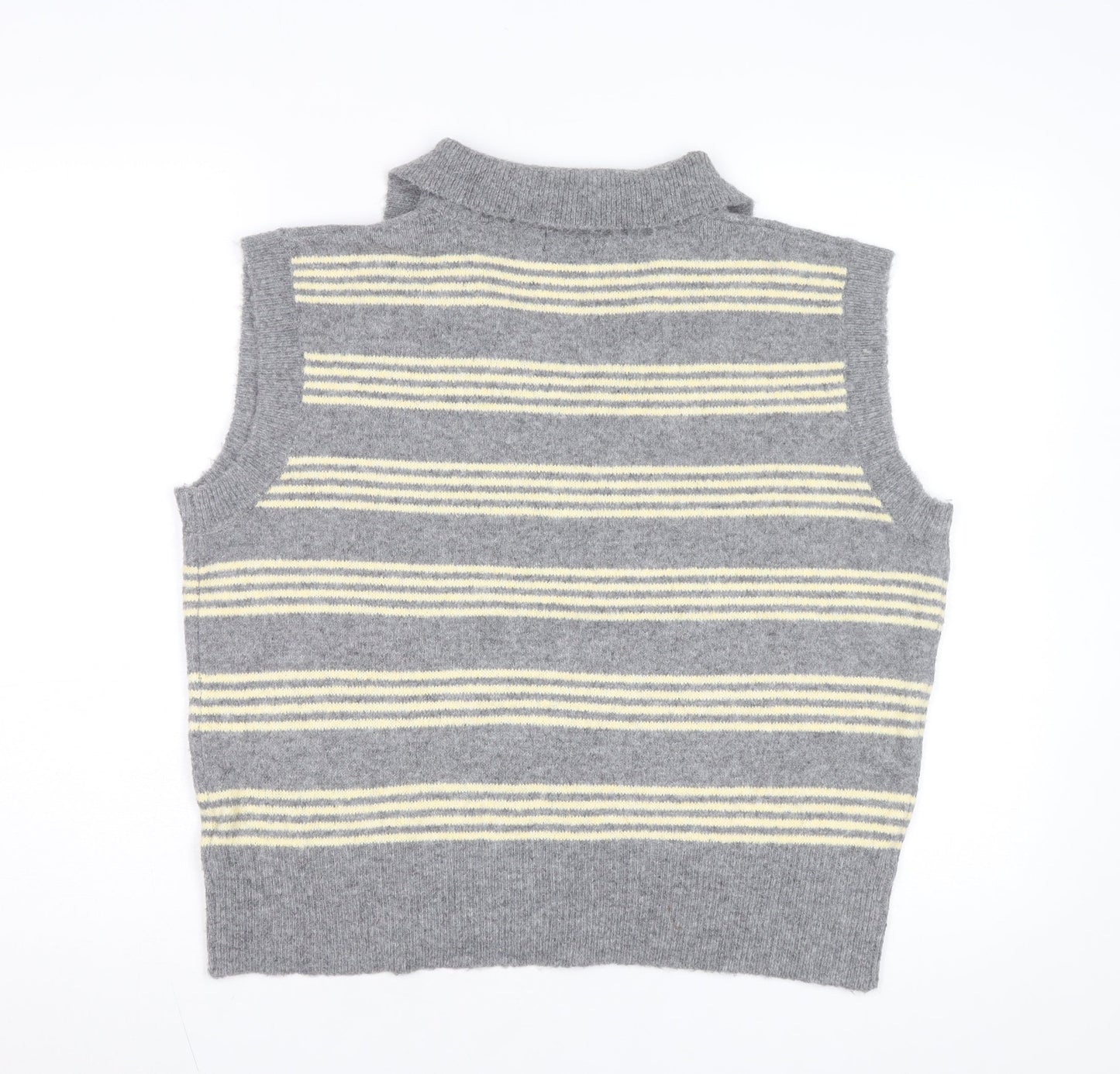 Boohoo Women’s Grey Striped Collared Sleeveless Knit Vest L