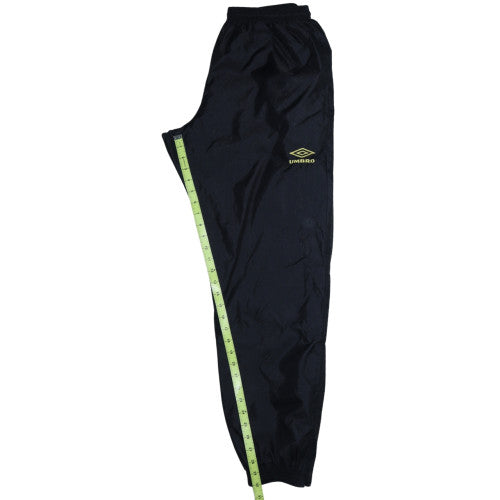 Umbro Men's Black Track Pants Size M Quick Dry Elastic Waist Sportswear