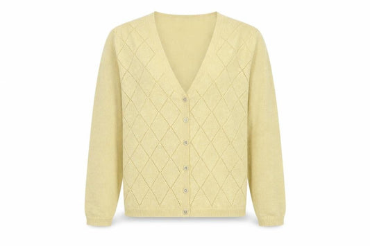 Front view of Alfred Dunner Beige V-Neck Argyle Knit Cardigan M unisex wool blend
