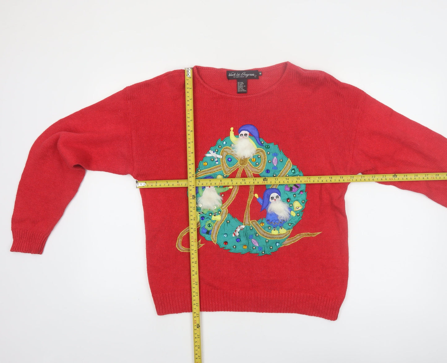 Work in Progress Women Red Christmas Pullover Jumper M Embroidered Wreath