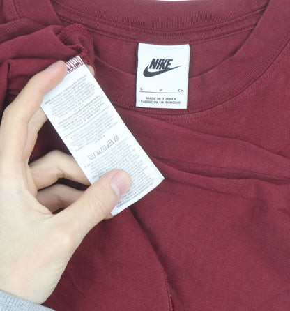 Nike Men's Red Short Sleeve Crew Neck Graphic T-Shirt Size S