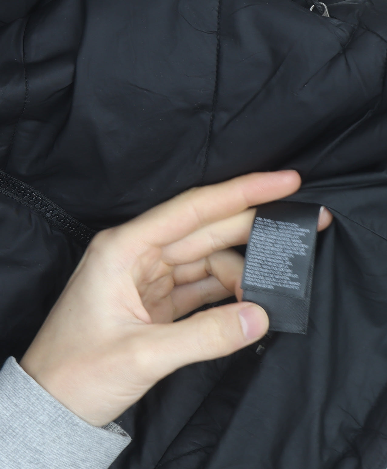 The North Face Women's Black Quilted Mid-Length Jacket Size M