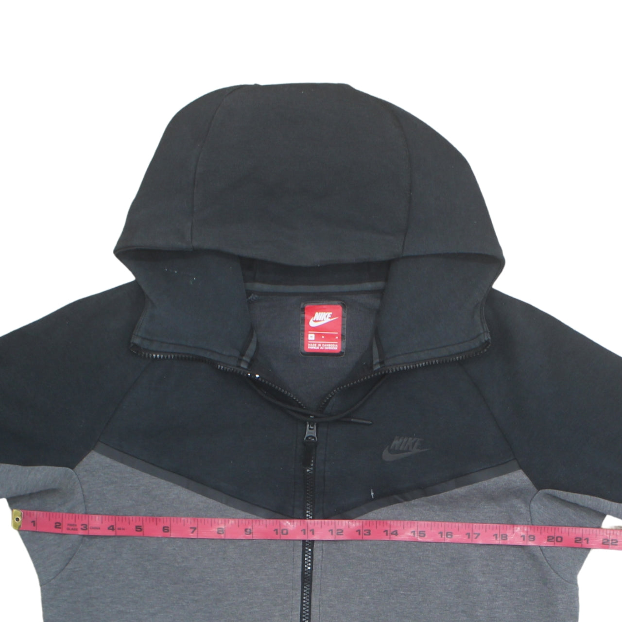 Nike Men’s Grey Full Zip Hoodie M Regular Fit Sportswear
