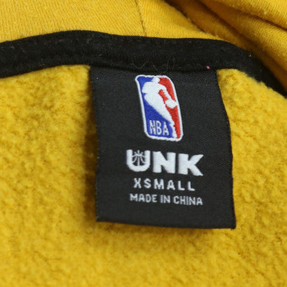 UNK NBA Mens Yellow Pullover Hoodie XS - Cavs Graphic Sweatshirt