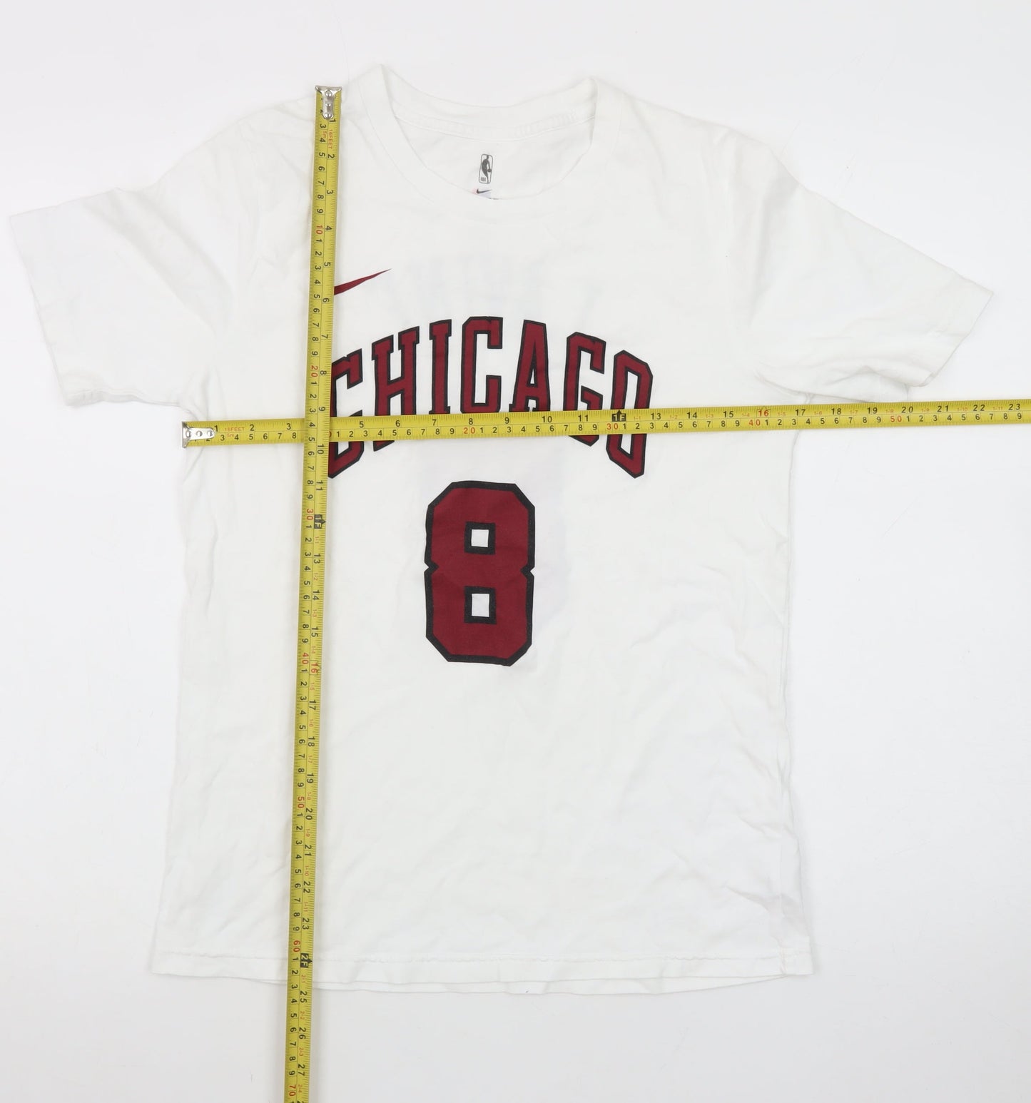 Nike NBA Chicago 8 White Graphic T-Shirt Teens L