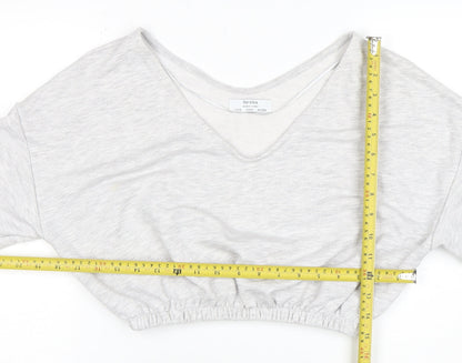 Bershka Women Grey V-Neck Cropped Pullover Sweatshirt Size S