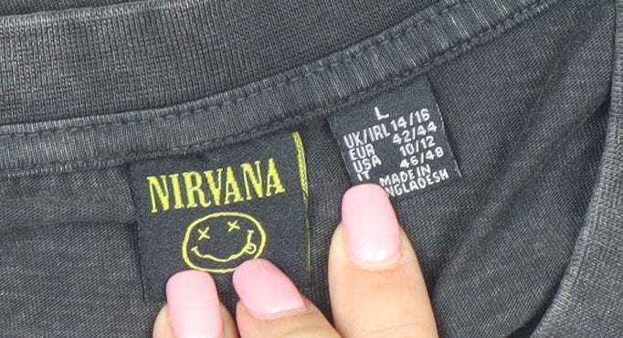 Nirvana Women's Black Graphic T-Shirt L Rock Band Cotton Top