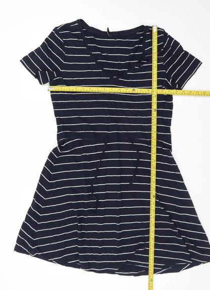 ONLY Women’s Blue Striped T-Shirt Dress Size S Short Sleeve V-Neck