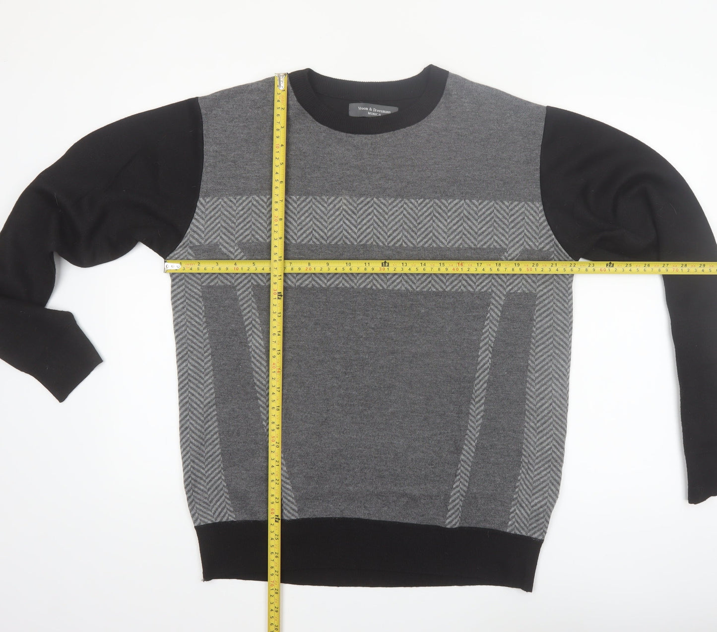 Vroom & Dreesmann Men's Grey Pullover Jumper Size L Knit Polyester